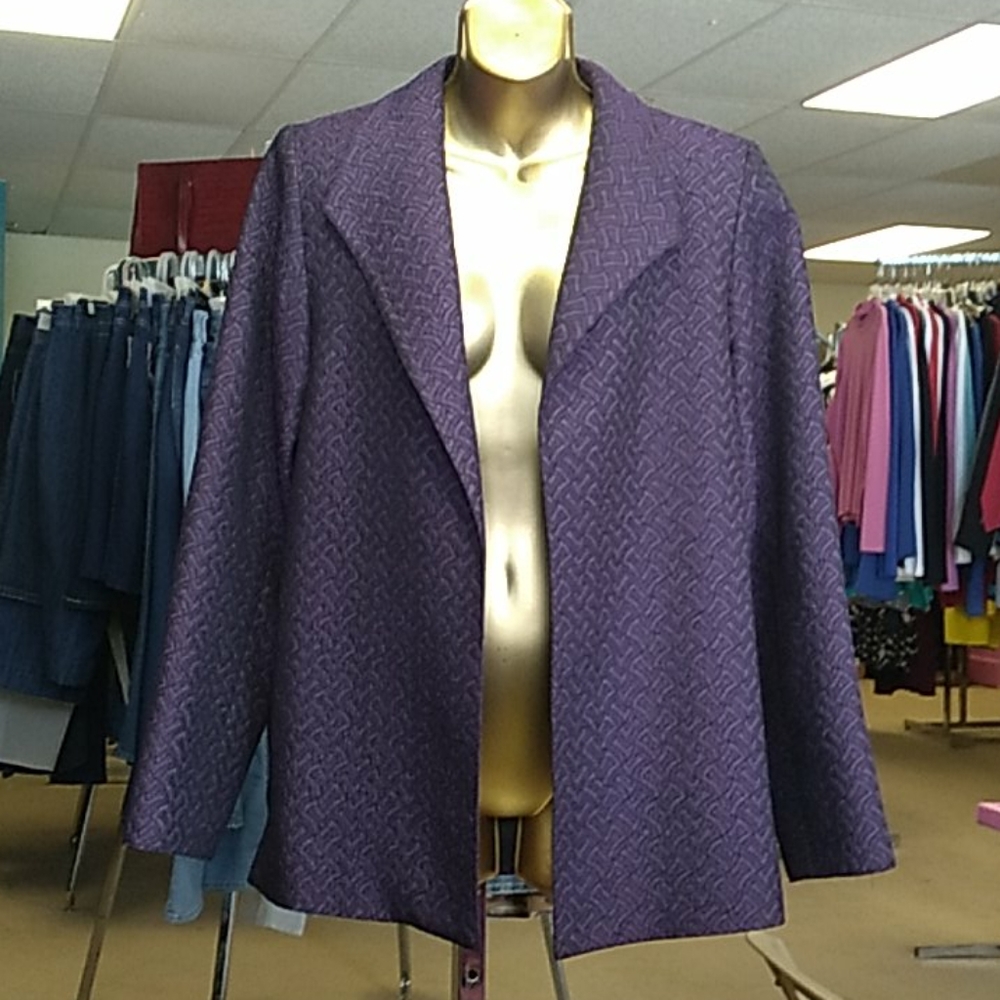 Da Rue # 8 purple  blazer